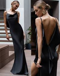 Learn To Find The Radiant World Of ELAGIA: Where Trend, Confidence And YOU Meet. 2 download 3