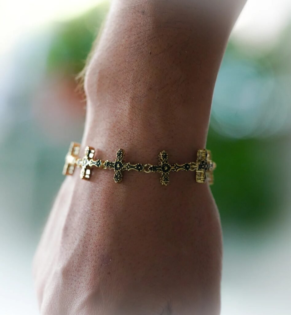 YORDY: Where Design Meets Eternity In Luxury Fashion Jewelry. 5 imgi 83 0F91968C CCCF 4A84 8A87 1D391062E13B